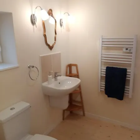 Guest house The Piggeries At La Maison Tumtum Arbre Loudun