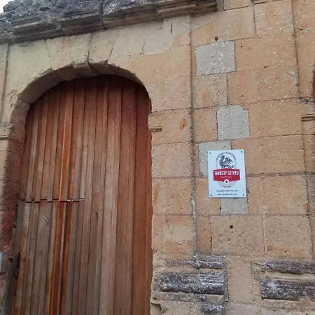 The Piggeries At La Maison Tumtum Arbre Loudun